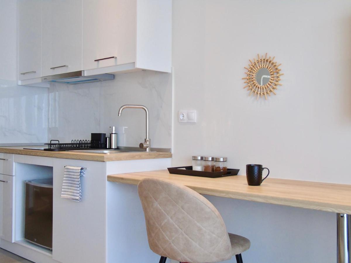 Grey Rose Apartment Kalambaka Exterior photo