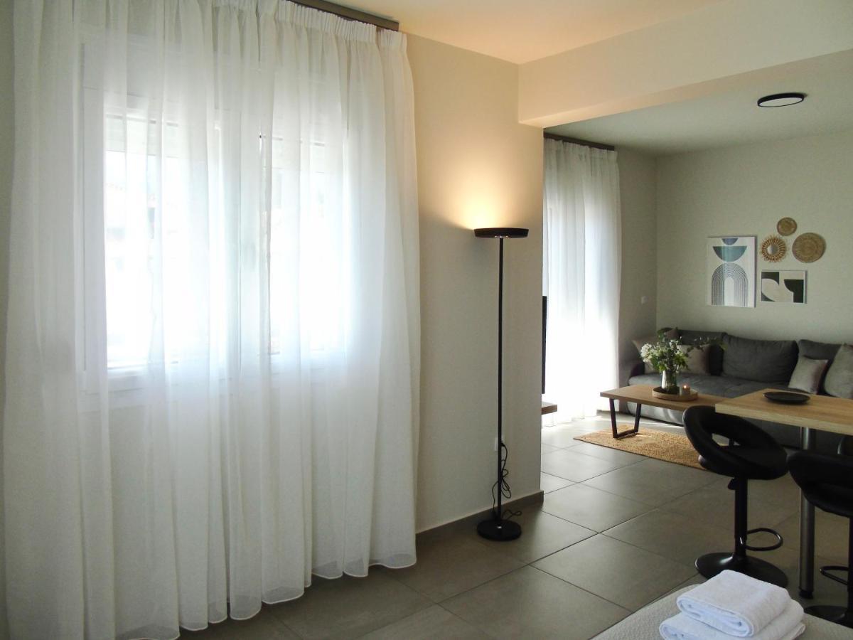 Grey Rose Apartment Kalambaka Exterior photo